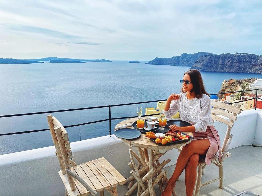 Kaleidoscope Oia Suites Екстериор снимка